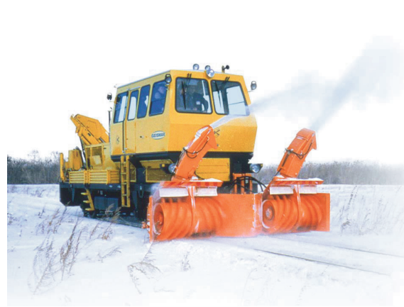 АВТОМОТРИСА КУСТОРЕЗОМ 